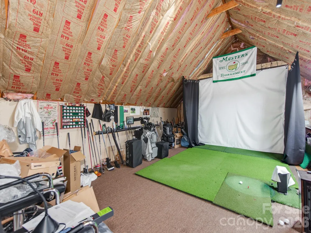 2261 Stallings Road Harrisburg, NC 28075