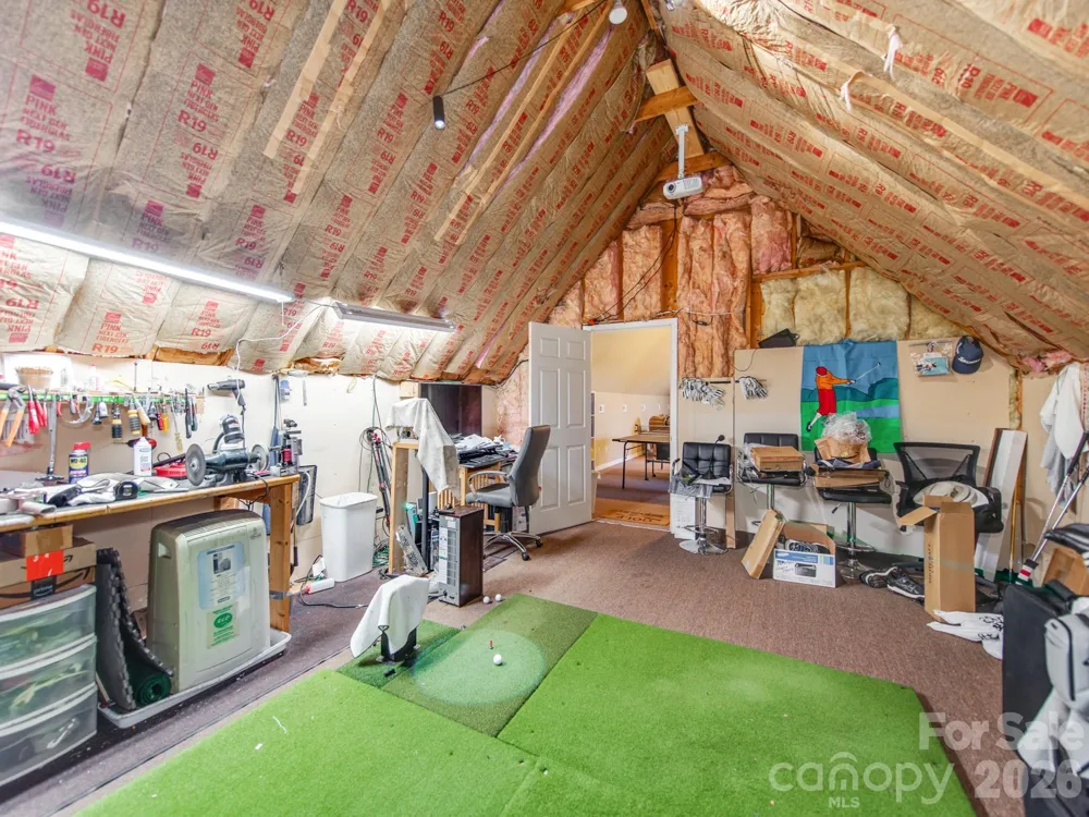 2261 Stallings Road Harrisburg, NC 28075
