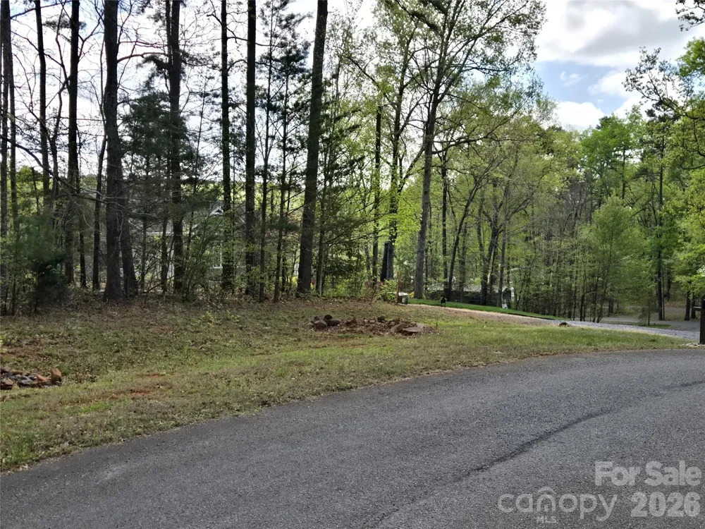 286 Aberdeen Court E #43 Badin Lake, NC 28127