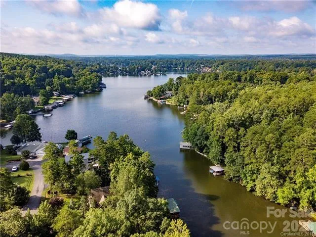 286 Aberdeen Court E #43 Badin Lake, NC 28127