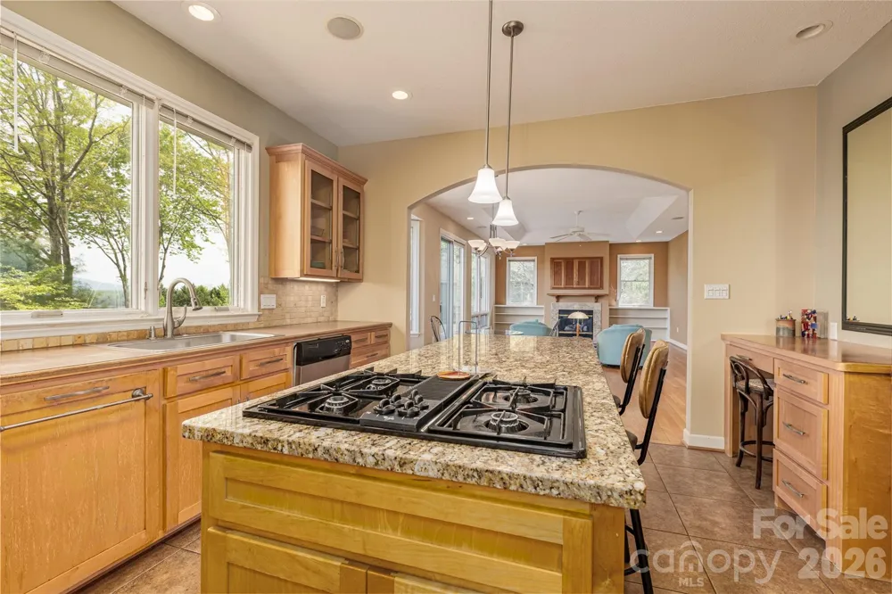 27 Magnolia Drive Nebo, NC 28761