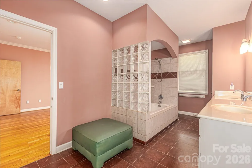 27 Magnolia Drive Nebo, NC 28761