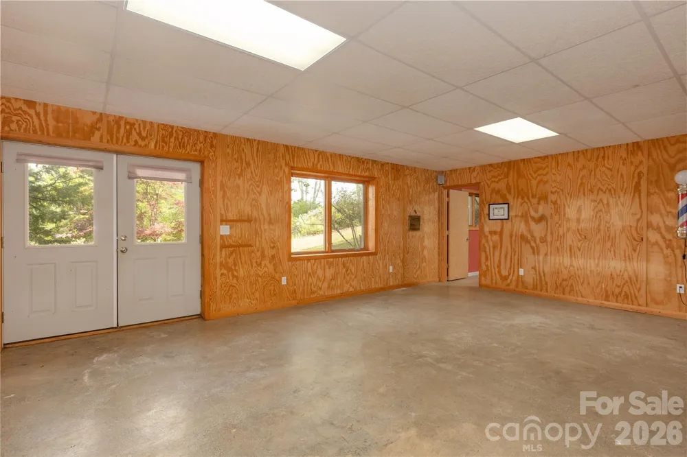 27 Magnolia Drive Nebo, NC 28761