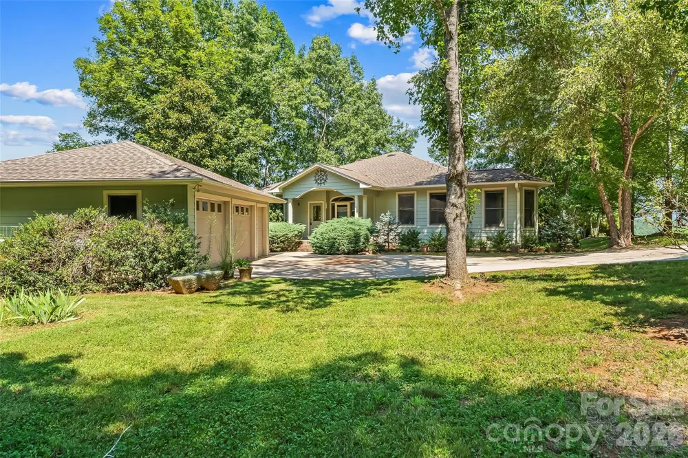 27 Magnolia Drive Nebo, NC 28761