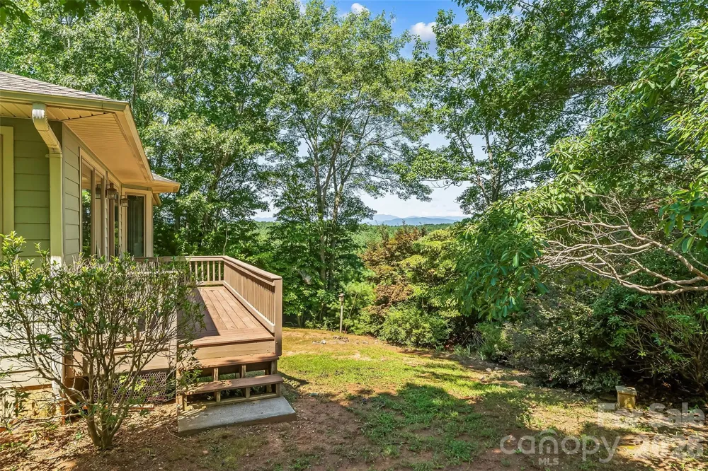 27 Magnolia Drive Nebo, NC 28761