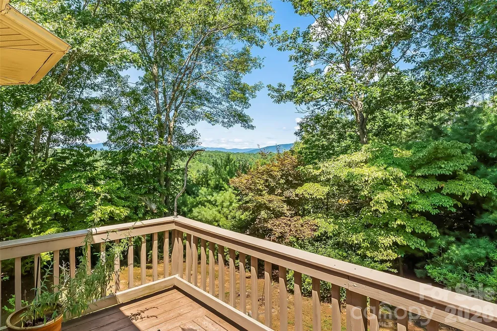 27 Magnolia Drive Nebo, NC 28761