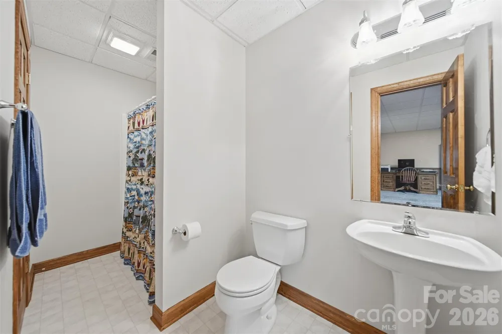3330 Shamrock Heights Hudson, NC 28638