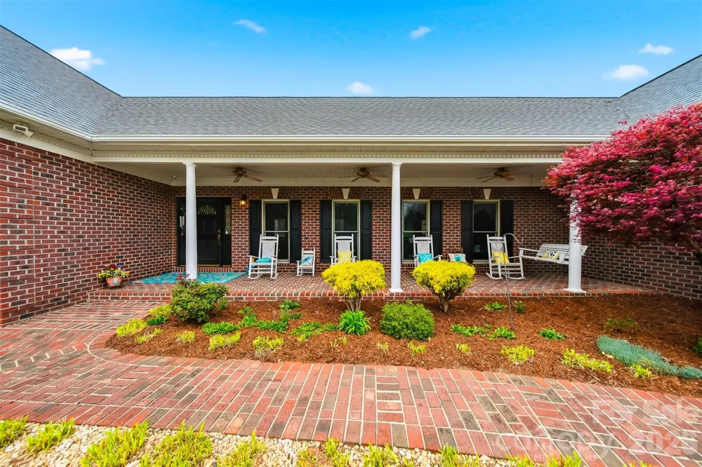 3330 Shamrock Heights Hudson, NC 28638