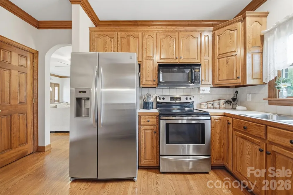 3330 Shamrock Heights Hudson, NC 28638