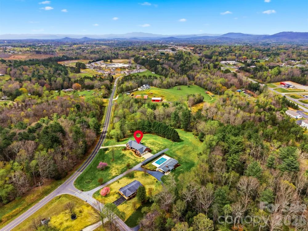 3330 Shamrock Heights Hudson, NC 28638