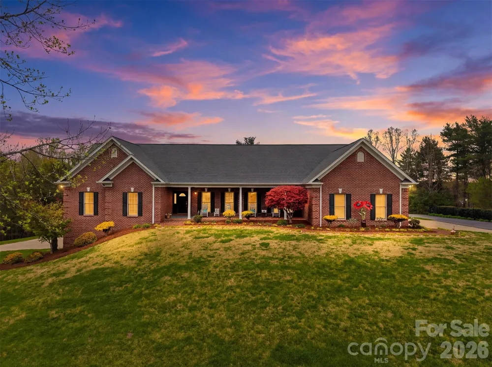 3330 Shamrock Heights Hudson, NC 28638