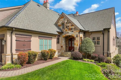 34 Foxbridge Way