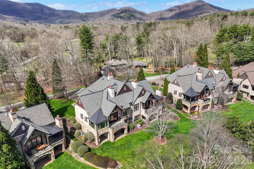 34 Foxbridge Way Arden, NC 28704