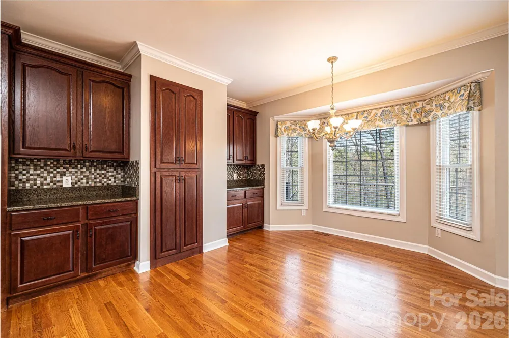 4726 Crystal Falls Avenue Hickory, NC 28601