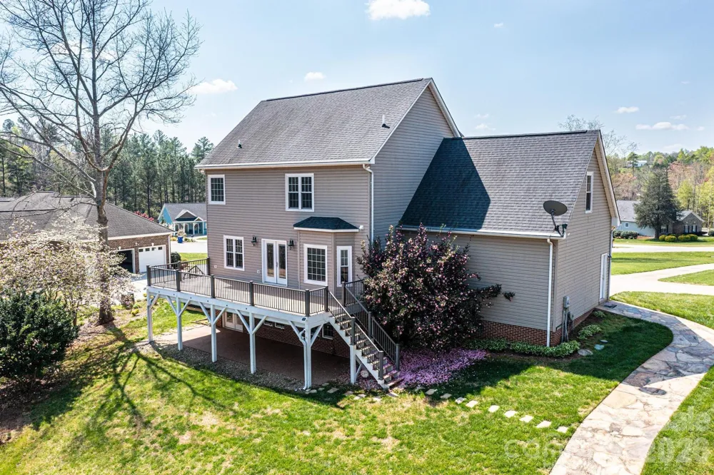 4726 Crystal Falls Avenue Hickory, NC 28601