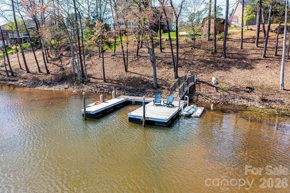 4726 Crystal Falls Avenue Hickory, NC 28601