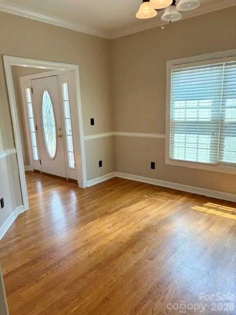 4726 Crystal Falls Avenue Hickory, NC 28601