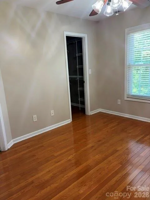 4726 Crystal Falls Avenue Hickory, NC 28601