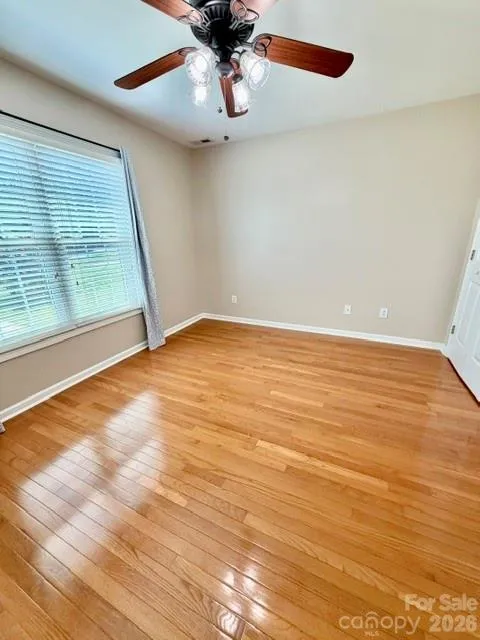 4726 Crystal Falls Avenue Hickory, NC 28601