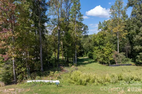 1215 Featherton Drive #18
