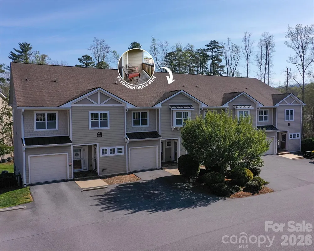 94 Foxden Drive #202 Fletcher, NC 28732