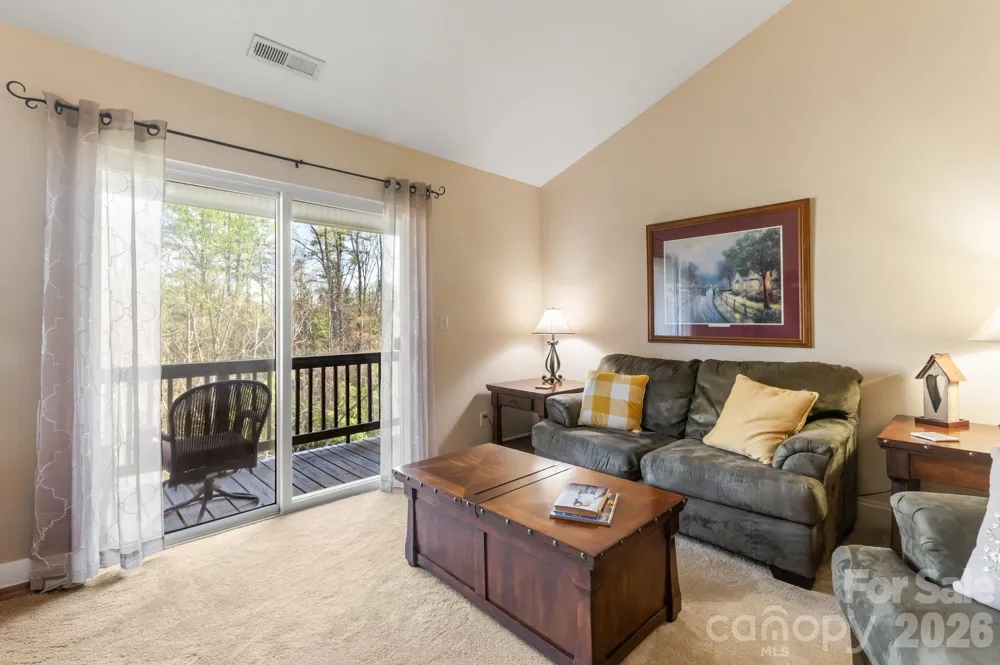 94 Foxden Drive #202 Fletcher, NC 28732