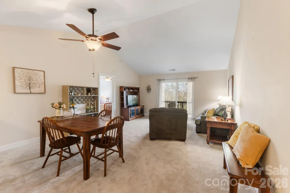 94 Foxden Drive #202 Fletcher, NC 28732