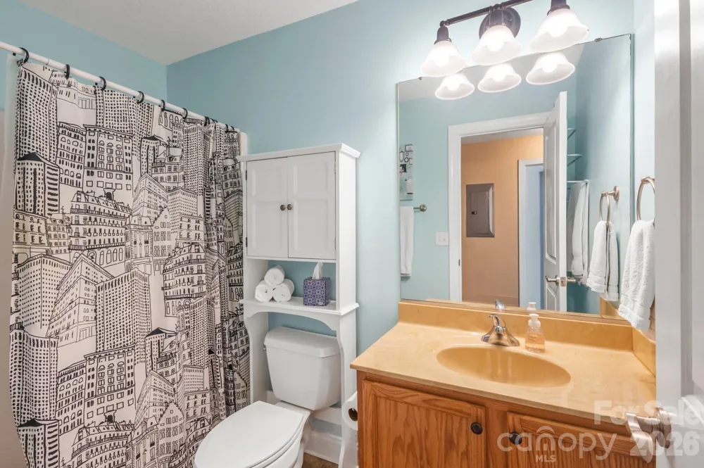 94 Foxden Drive #202 Fletcher, NC 28732