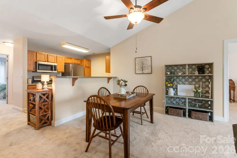 94 Foxden Drive #202 Fletcher, NC 28732