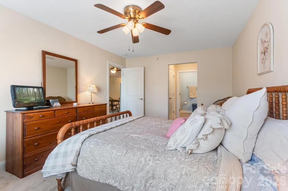 94 Foxden Drive #202 Fletcher, NC 28732