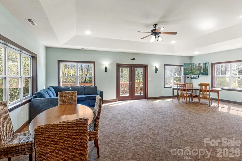 94 Foxden Drive #202 Fletcher, NC 28732