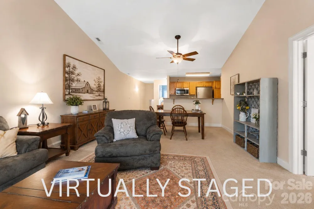 94 Foxden Drive #202 Fletcher, NC 28732