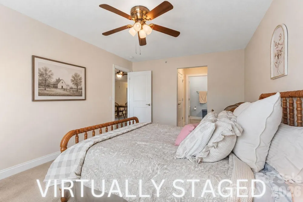 94 Foxden Drive #202 Fletcher, NC 28732