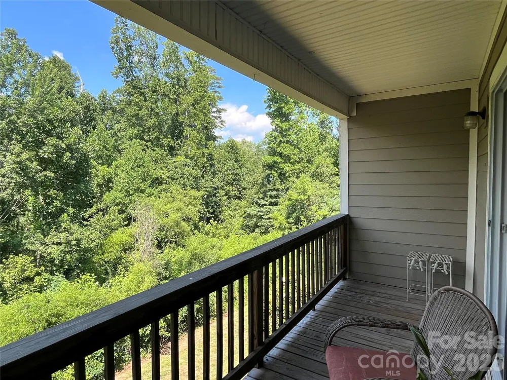 94 Foxden Drive #202 Fletcher, NC 28732