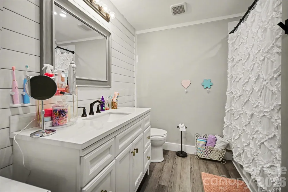 5226 Old Plank Road Iron Station, NC 28080