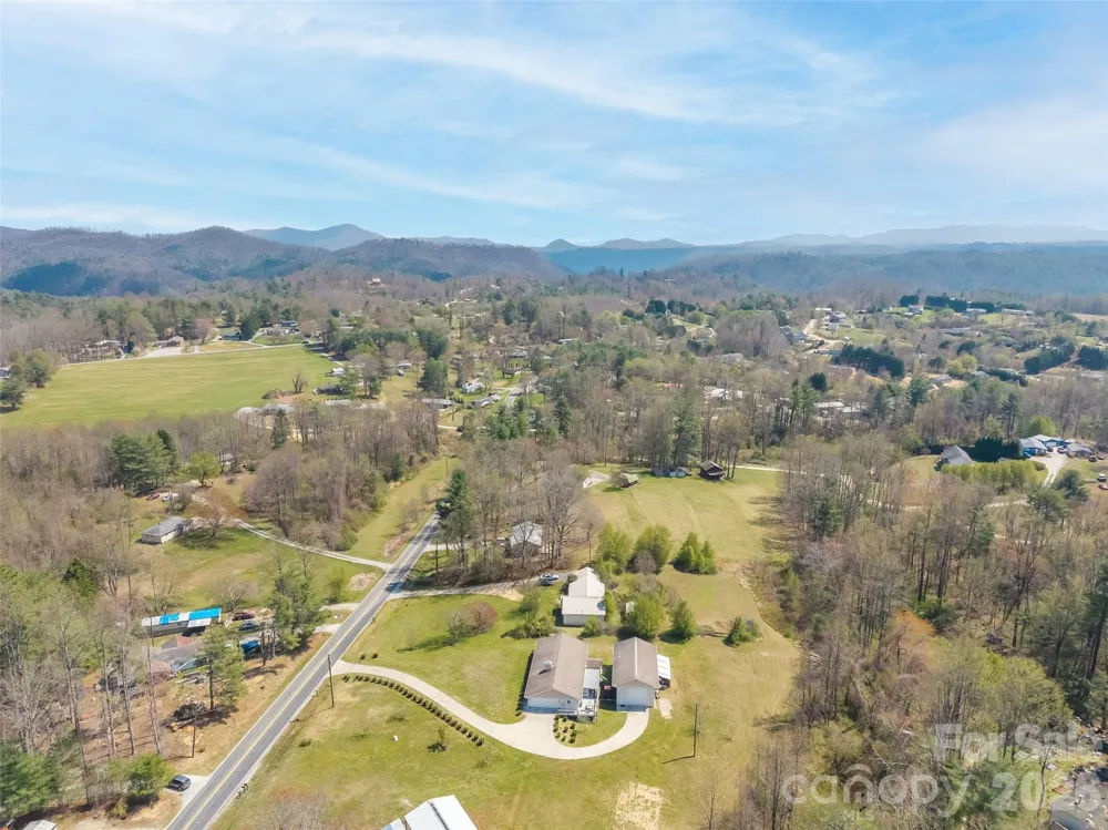 476 Jackson Loop Road Flat Rock, NC 28731