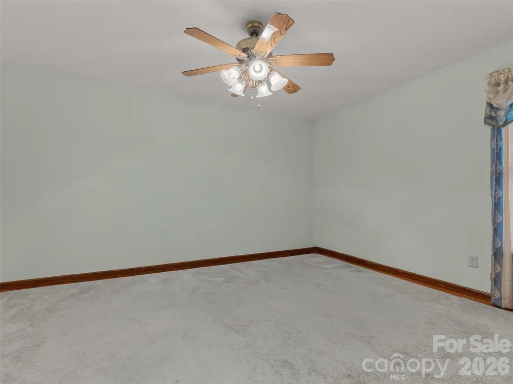 476 Jackson Loop Road Flat Rock, NC 28731