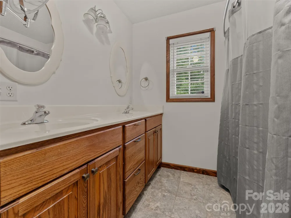 476 Jackson Loop Road Flat Rock, NC 28731
