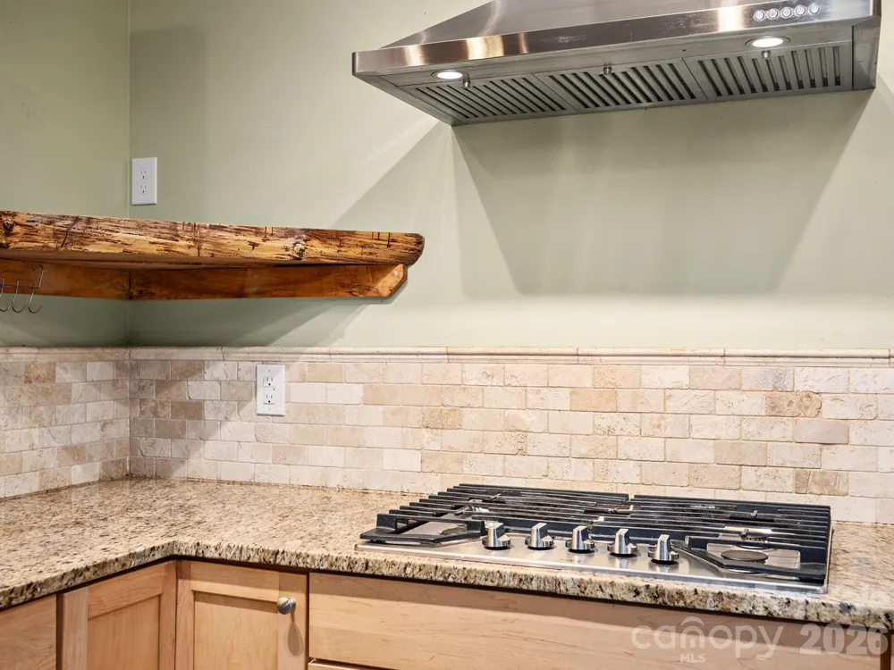 6 Star Berry Lane Fairview, NC 28730