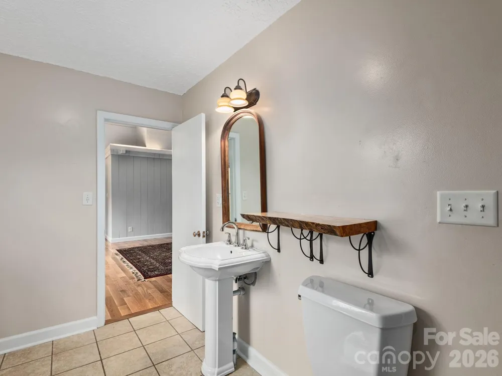 6 Star Berry Lane Fairview, NC 28730
