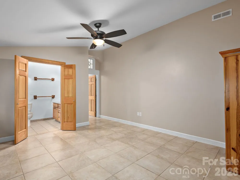 6 Star Berry Lane Fairview, NC 28730