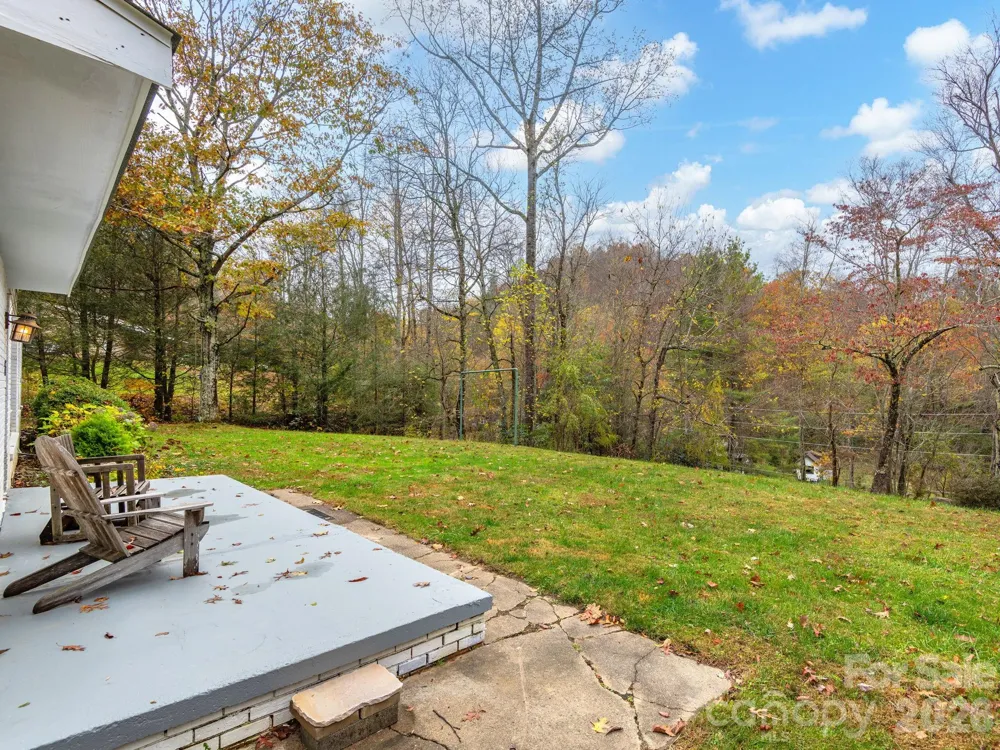 6 Star Berry Lane Fairview, NC 28730