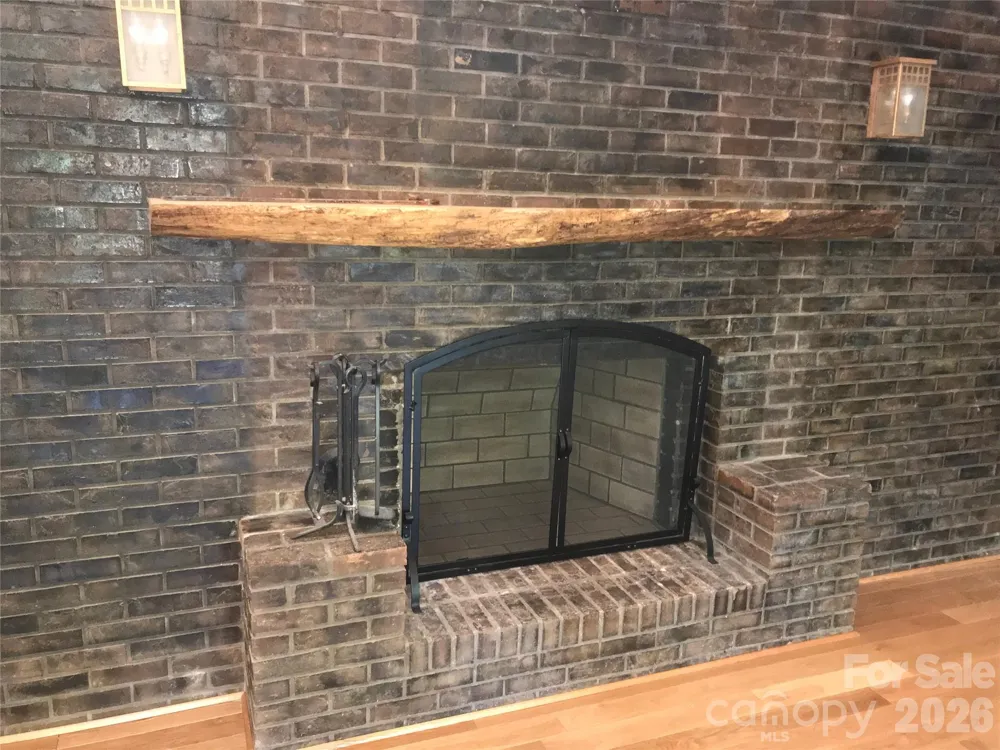 6 Star Berry Lane Fairview, NC 28730