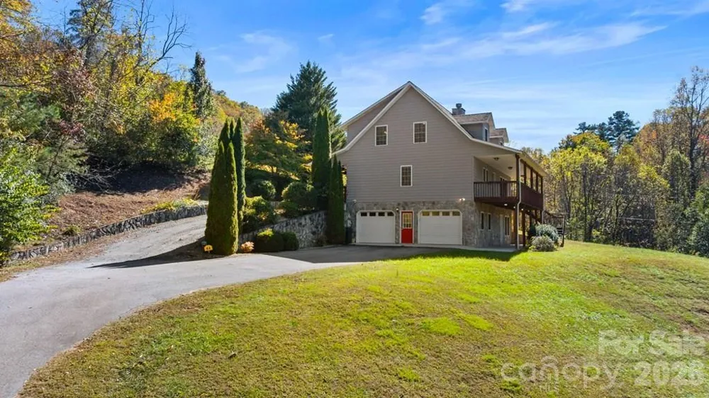 44 Ellistone Court Sylva, NC 28779