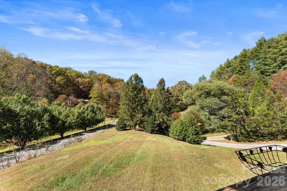 44 Ellistone Court Sylva, NC 28779
