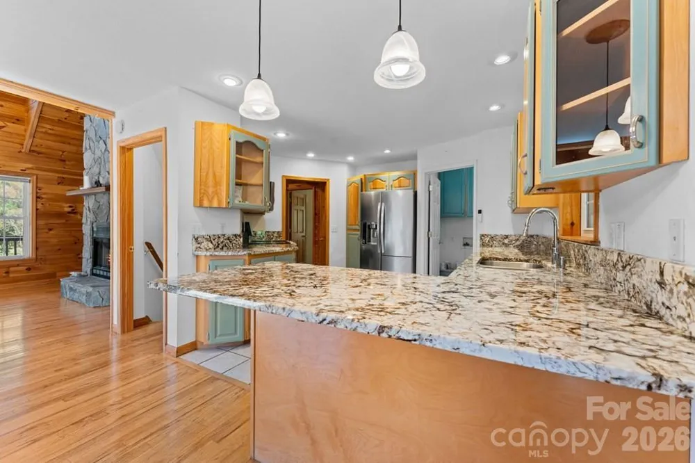 44 Ellistone Court Sylva, NC 28779