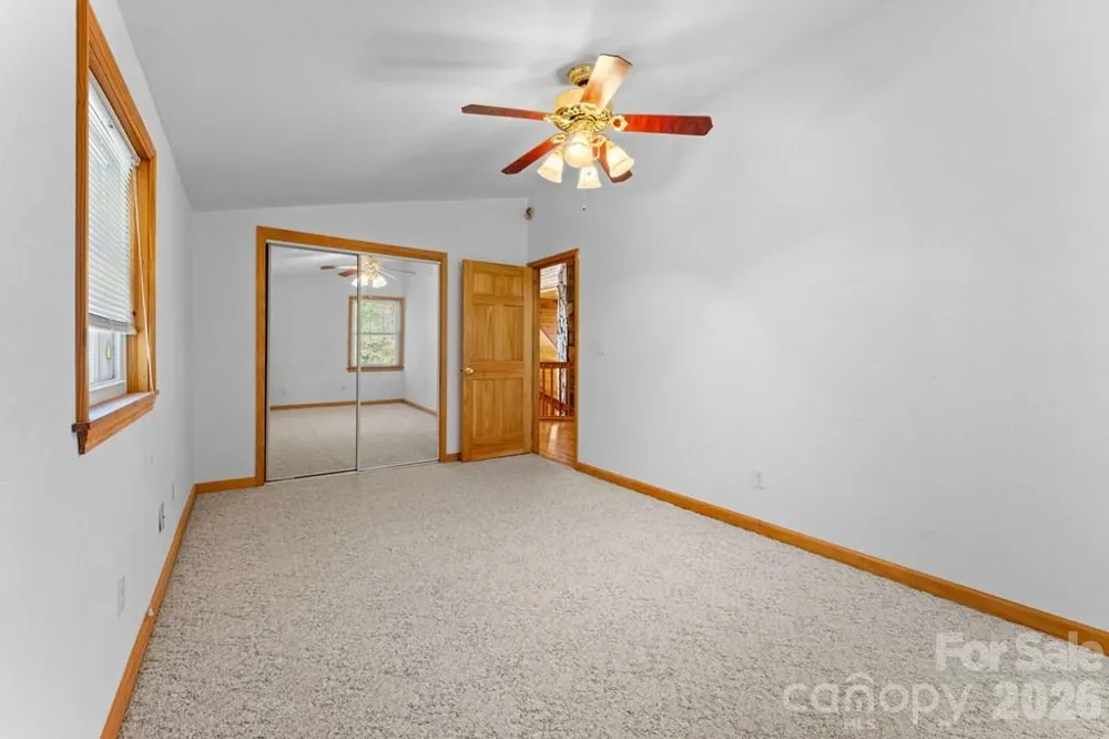 44 Ellistone Court Sylva, NC 28779