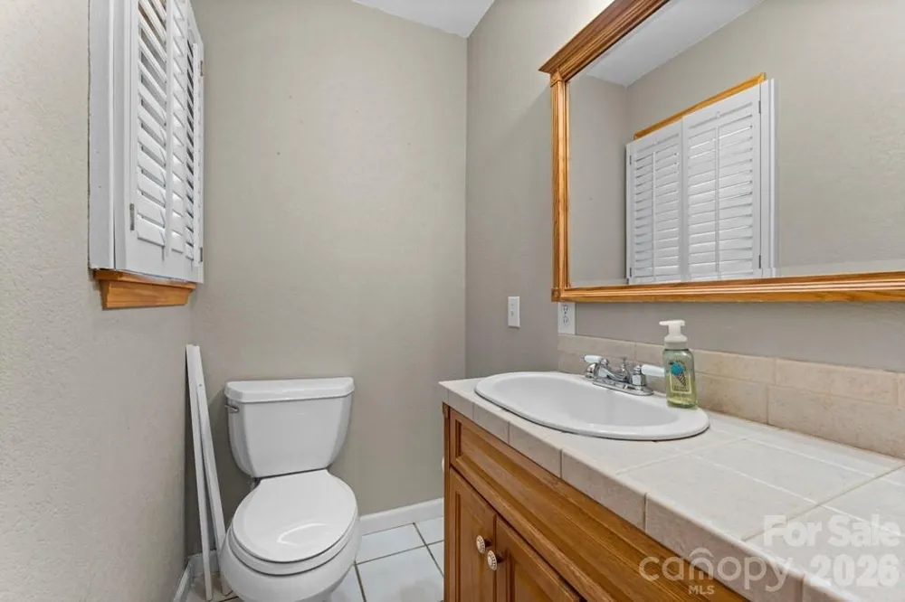 44 Ellistone Court Sylva, NC 28779