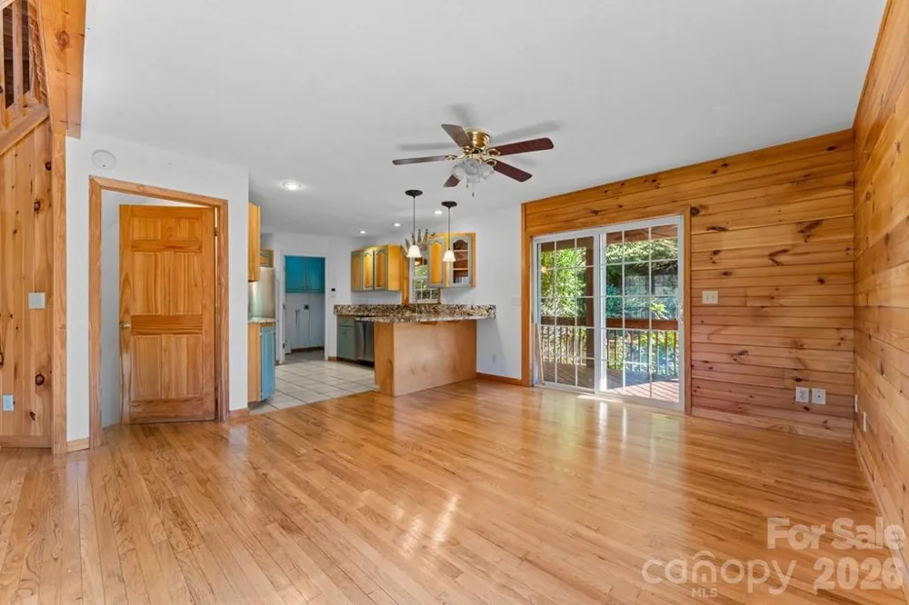 44 Ellistone Court Sylva, NC 28779