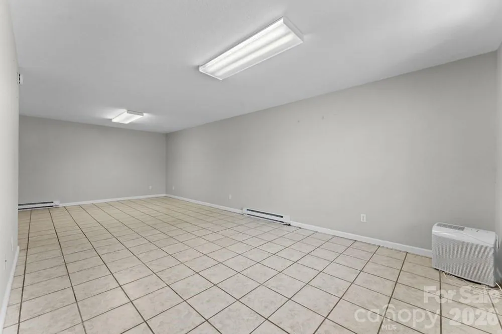 44 Ellistone Court Sylva, NC 28779